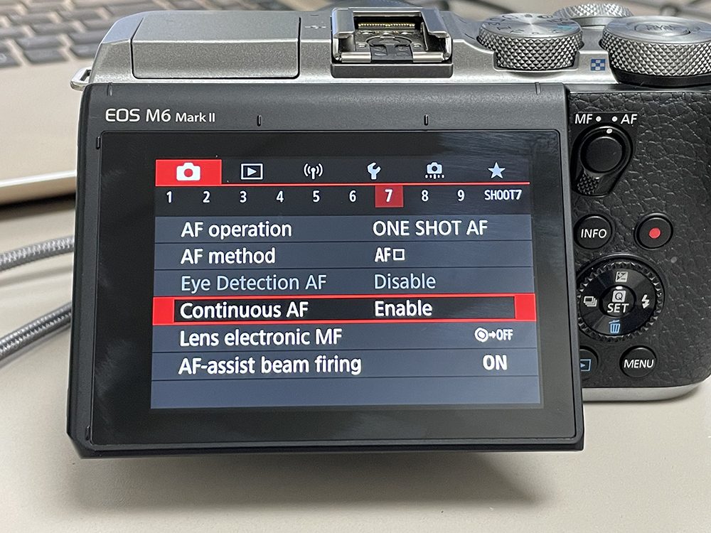 EOS M6 Mark II - Continuous AF 1